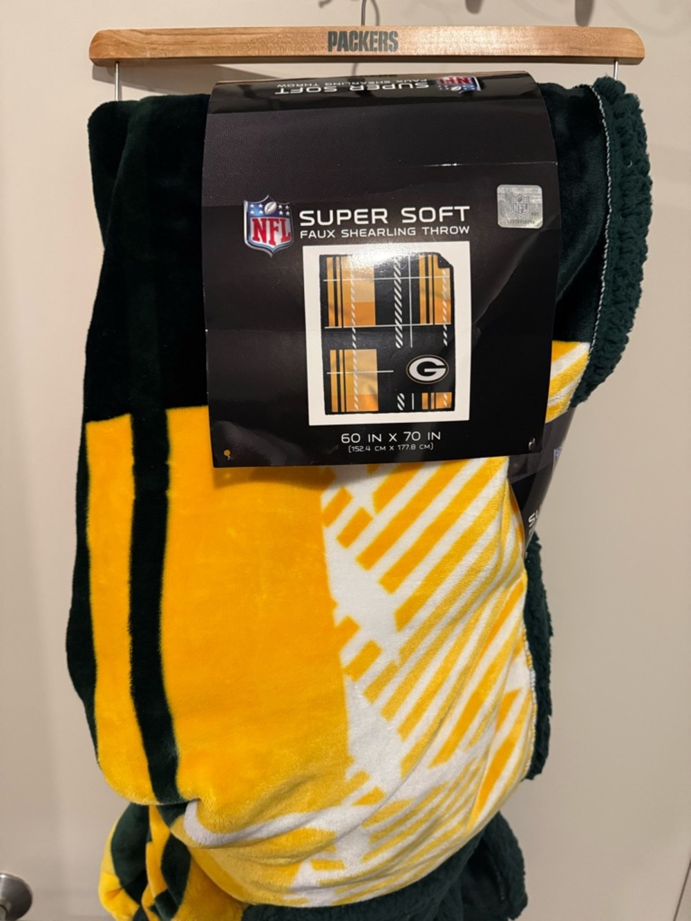 NFL Green, Yellow, White Super Soft Faux Shearling Throw